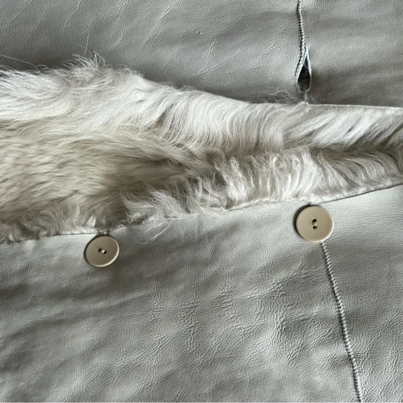 Sheepskin coat - Picture 6 of 6